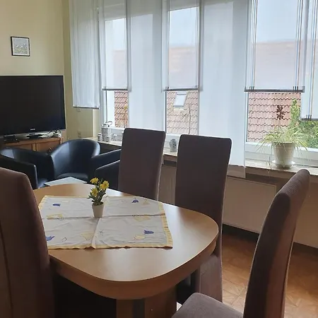 Mit Eigener Terrasse In Homberg, Cleaning Included Apartment