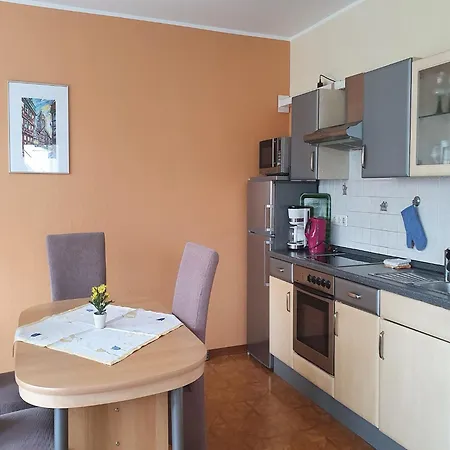 Apartment Mit Eigener Terrasse In Homberg, Cleaning Included *