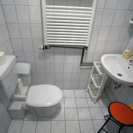 Mit Eigener Terrasse In Homberg, Cleaning Included *